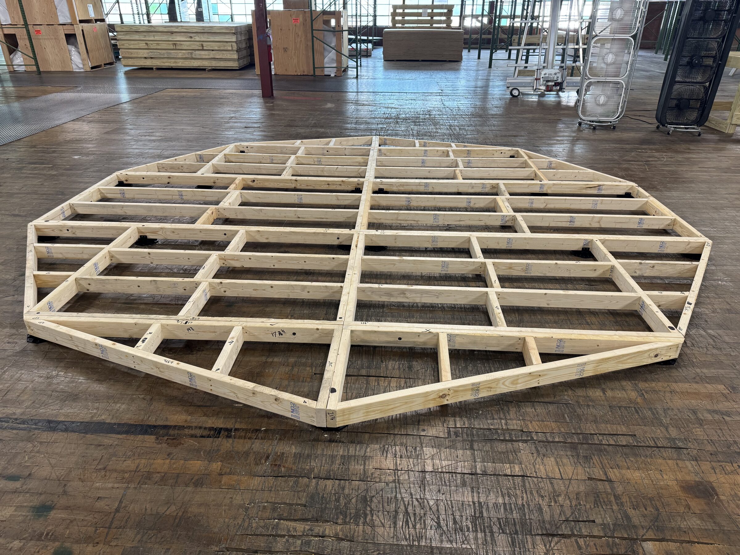 Octagonal FlatForm platform frame built for a round structure
